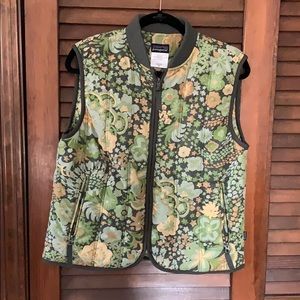 Patagonia puffy vest
